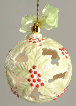 Annual Kissing Ball 2014 Holly & Berries - Boxed