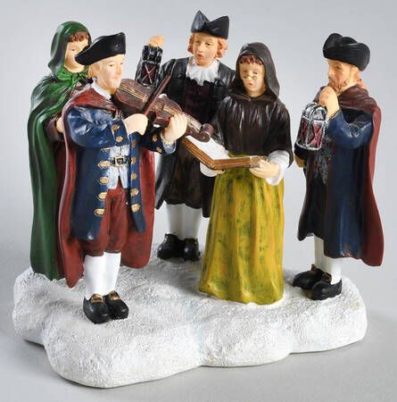 Williamsburg (Large) Carolers - Boxed
