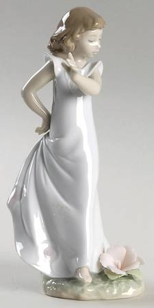 Allegory of the Flowers by Lladro