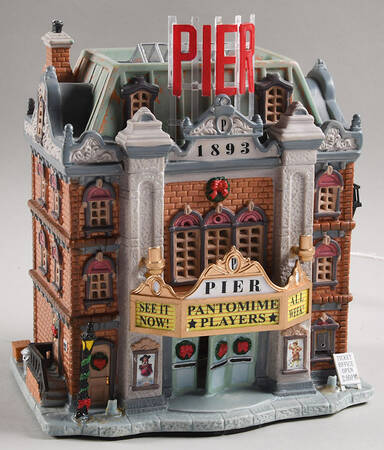 Plymouth Corners Pier Theater - No Box