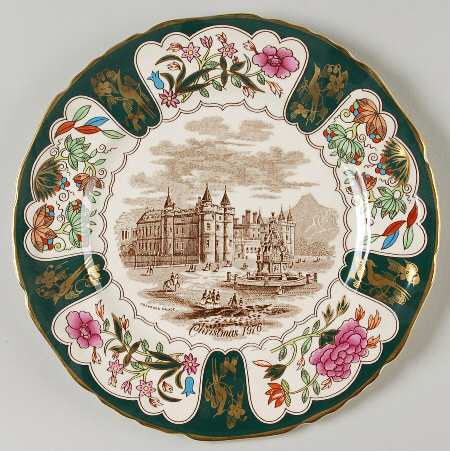 Christmas Plate Holyrood House - No Box