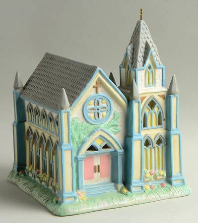 Midwest Cottage-Cottontail Lane Cathedral - No Box