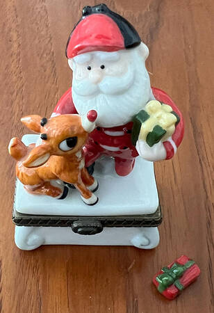 Rudolph-The Movie Santa And Rudolph With Present - With Box