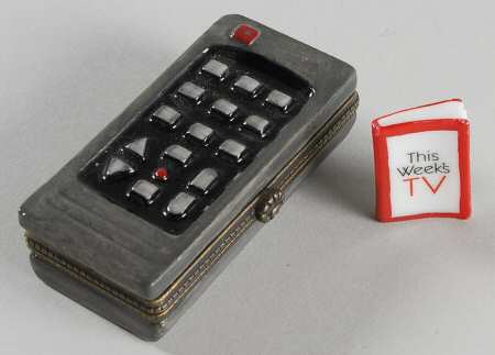 Men's Club Series Remote Control With Guide - Boxed