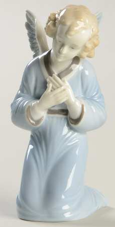 Metzler & Ortloff Figurines Angel In Blue Kneeling - No Box