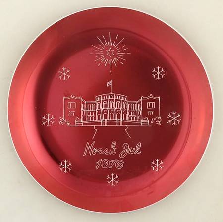 Christmas Plate Norway's Parliament-Red - No Box