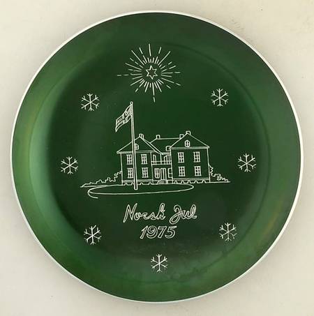 Christmas Plate Norwegian Constitution-Green - No Box