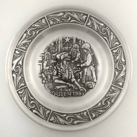 Norwegian Pewter Christmas Plate Christmas 1985 - No Box
