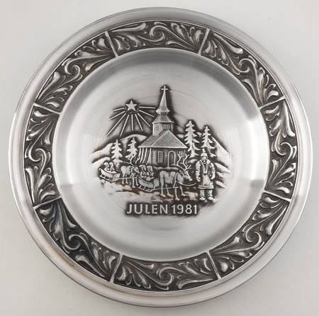 Norwegian Pewter Christmas Plate Christmas 1981 - No Box