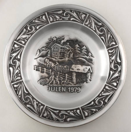 Norwegian Pewter Christmas Plate Christmas 1979 - No Box