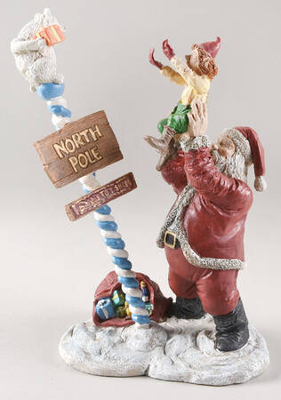 Classic American Santa by Novelino