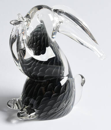 V Nason & C Figurines Bunny Black Clear - No Box