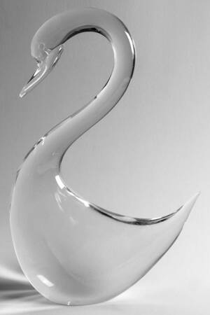 Oggetti Figurines By Elio Raffaeli Swan Clear Head Down - No Box