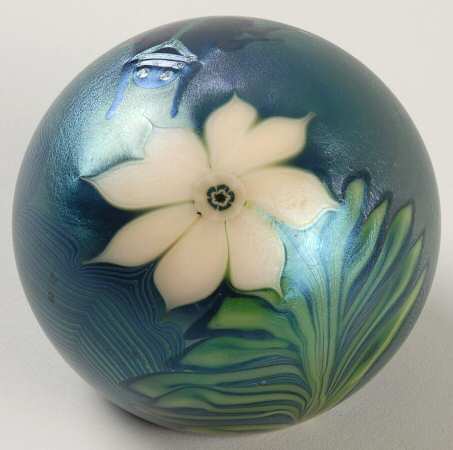 Orient & Flume Paperweight White Flower And Beetle - No Box