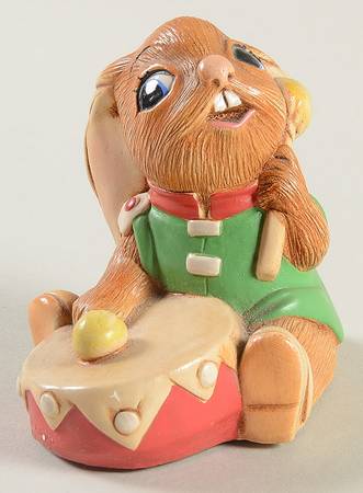 PenDelfin Figurine Bongo-Green & Red - With Box 233