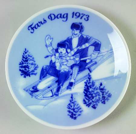 Father's Day Plate Sledding - Boxed