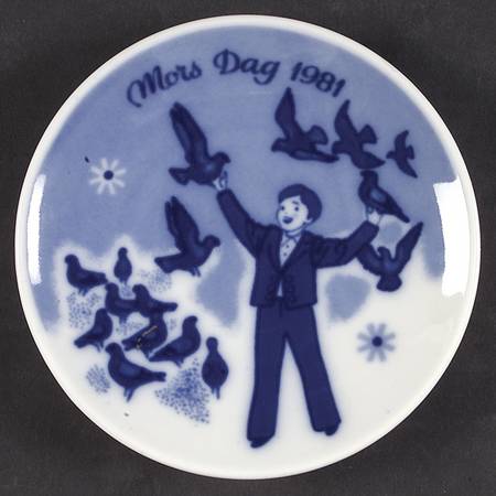 Mothers Day Plate Boy And Birds - No Box