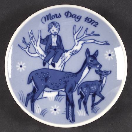 Mothers Day Plate Doe And Fawn - No Box