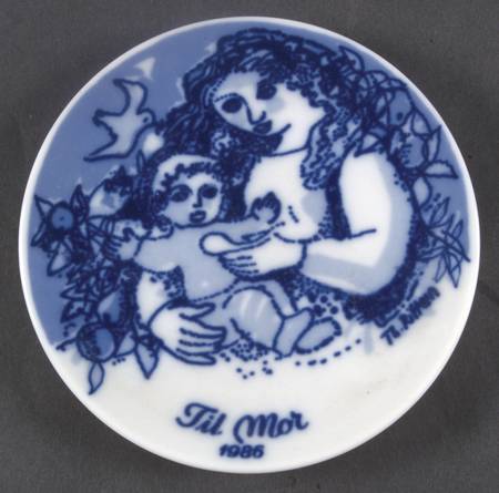 Mothers Day Plate First Feeding - No Box