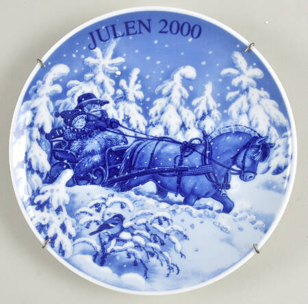Christmas Plate One Horse Open Sleigh - Boxed