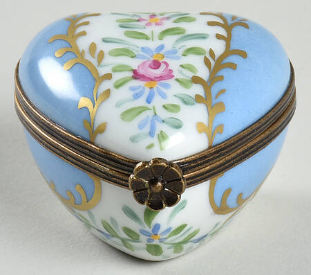 PEINT MAIN LIMOGES BOX Heart Blue Foral - Nb801, No Box