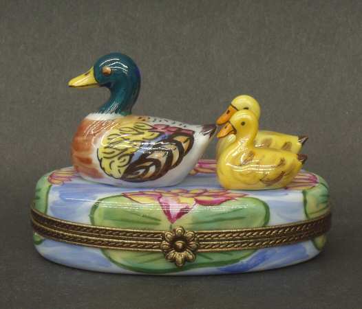 PEINT MAIN LIMOGES BOX Three Ducks - No Box