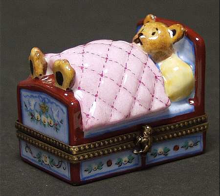 PEINT MAIN LIMOGES BOX Teddy In Bed - No Box