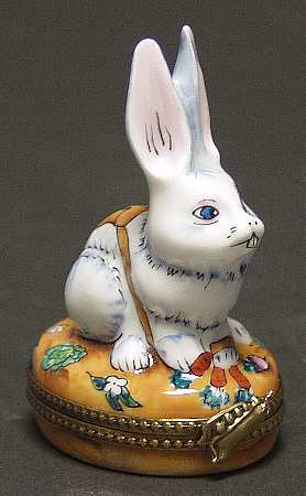 PEINT MAIN LIMOGES BOX Bunny With Back Pack - No Box