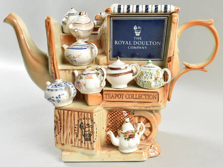 Cardew Designs Tea Pot Royal Doulton Market Stall-Large - No Box
