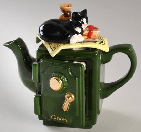 Cardew Designs Tea Pot Safe With Cat & Money Bag-Mini - No Box