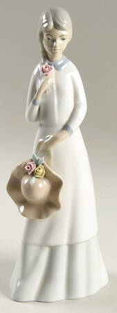 Porcelanas Miquel Requena Figurines Girl With Flowers & Hat - No Box