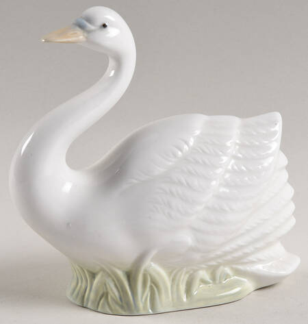Porcelanas Miquel Requena Figurines Swan - Boxed