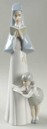 Porcelanas Miquel Requena Figurines Nun & Girl With Books - No Box