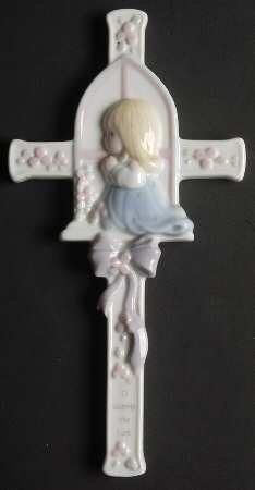 Precious Moments Wall Cross O Worship The Lord-Girl - Boxed