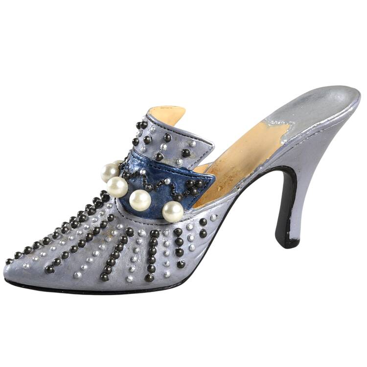 Nostalgia If the Shoe Fits Victoria-Silver - Boxed