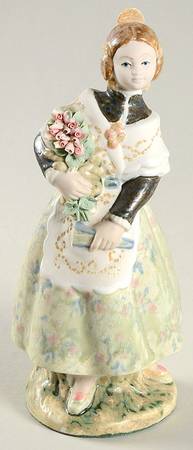Porcelana Artistica Levantina Figurines Spanish Lady W/ Bouquet - No Box