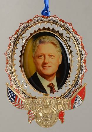 Presidential Library Ornaments William J Clinton Center - With Box