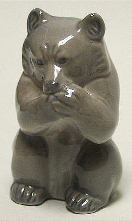 Animals-Wildlife Bear Cub Eating - No Box
