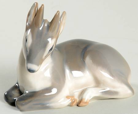 Animals-Wildlife Fawn Head Down - No Box