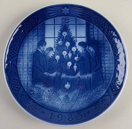 Annual Christmas Plate Merry Christmas - Boxed
