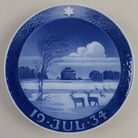 Annual Christmas Plate Hermitage Castle - No Box