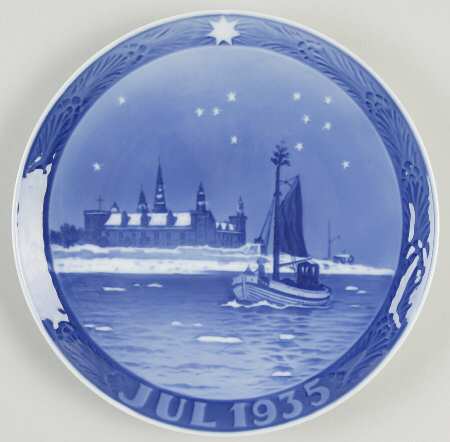 Annual Christmas Plate Kronburg Castle - No Box