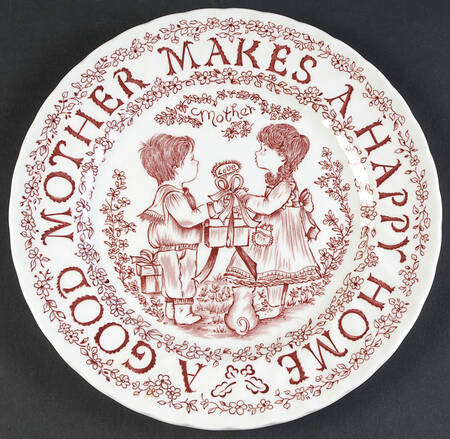 Mother's Day Plate Mother Makes A Happy Home-Pink - No Box