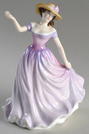 Royal Doulton Figurine Beth - With Box Bx2005