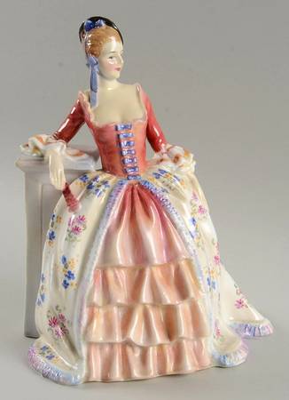 Royal Doulton Figurine Eleanore - With Box Bx1699