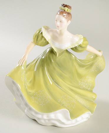 Royal Doulton Figurine Lynne - Boxed
