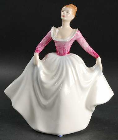 Royal Doulton Figurine Lisa - No Box Nb1534