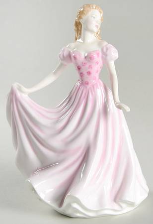 Royal Doulton Figurine Sweetheart - With Box Bx1404