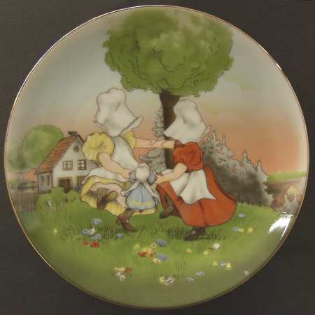 Playtime-Sunbonnet Babies by Royal Bayreuth