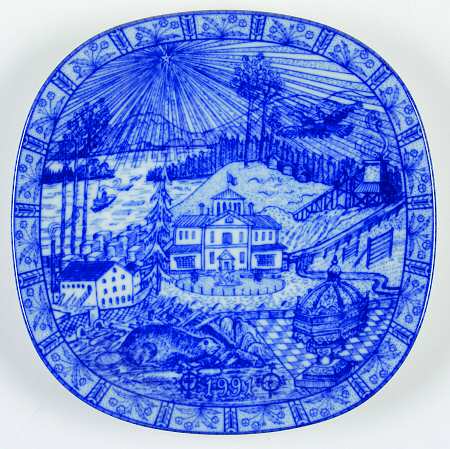 Rorstrand Christmas Plate Nils In Medelpad - Boxed